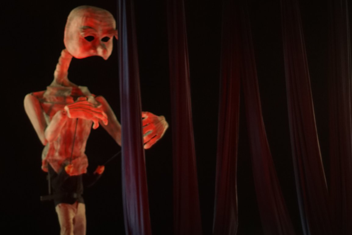 De saberes, de luces y de sombras