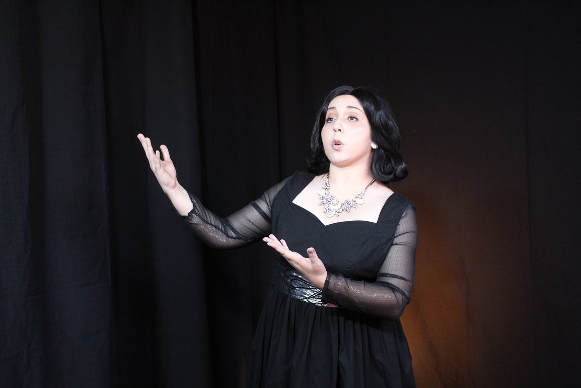 Khuyay. Amor, amada, amar